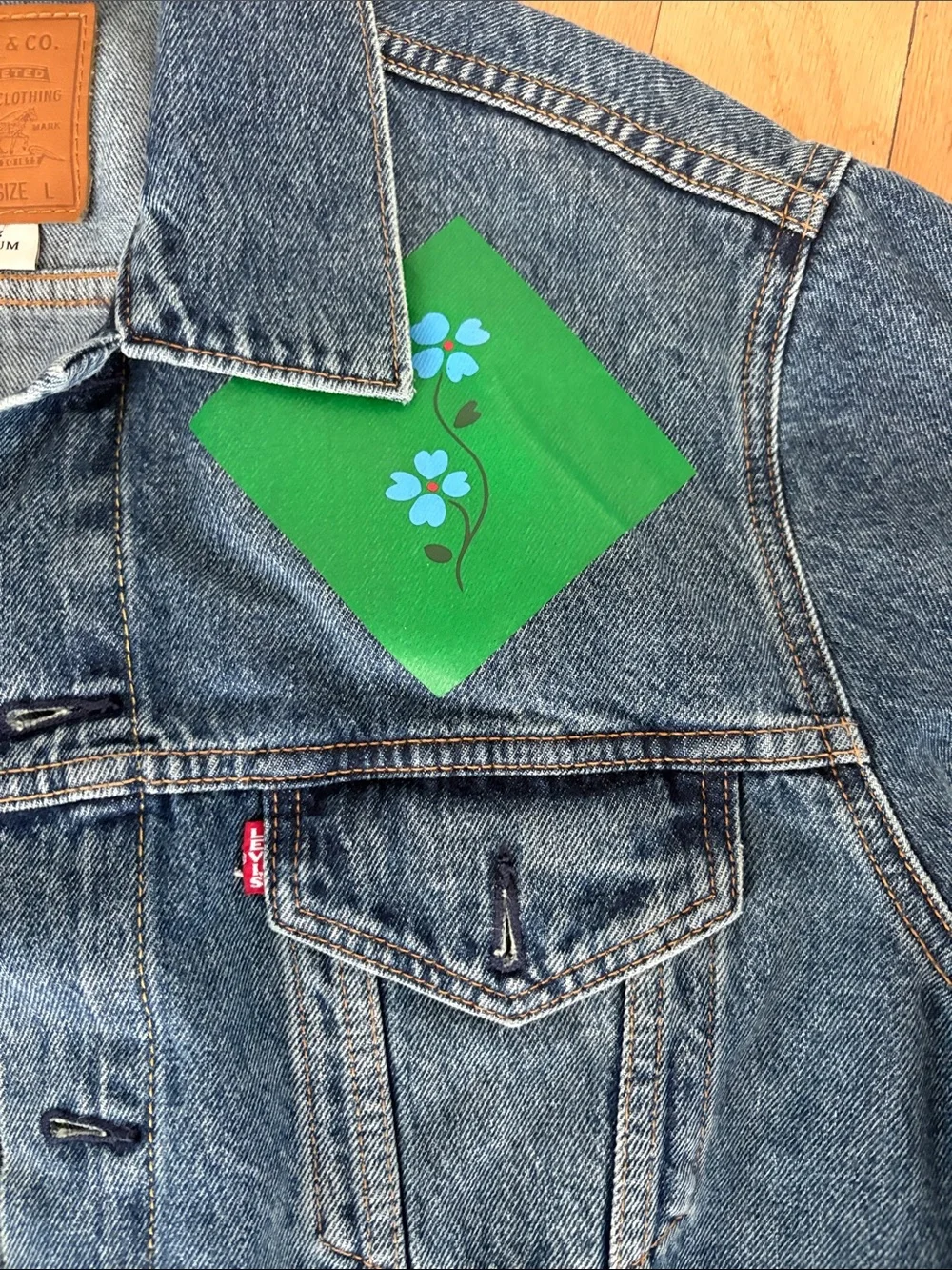 Levi's Blue Denim Trucker Jacket SIZE L - Picture 5 of 6
